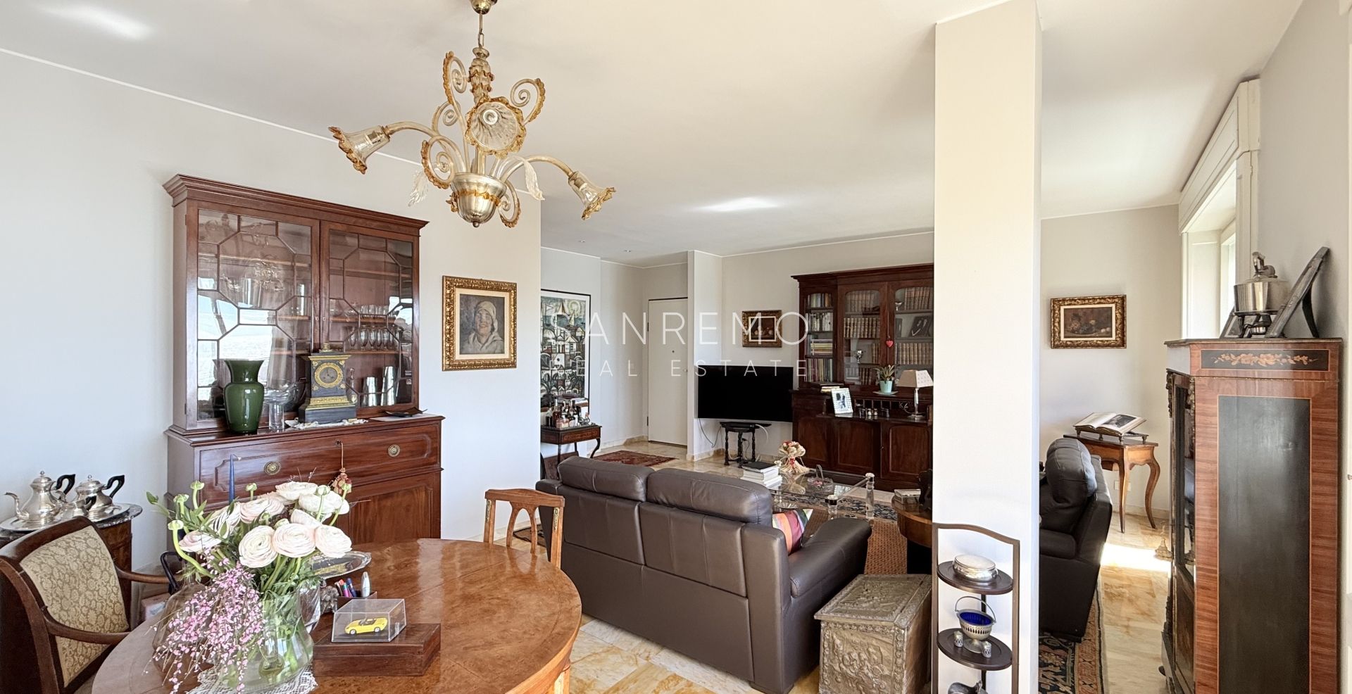 Grand appartement avec grandes terrasses proche des plages