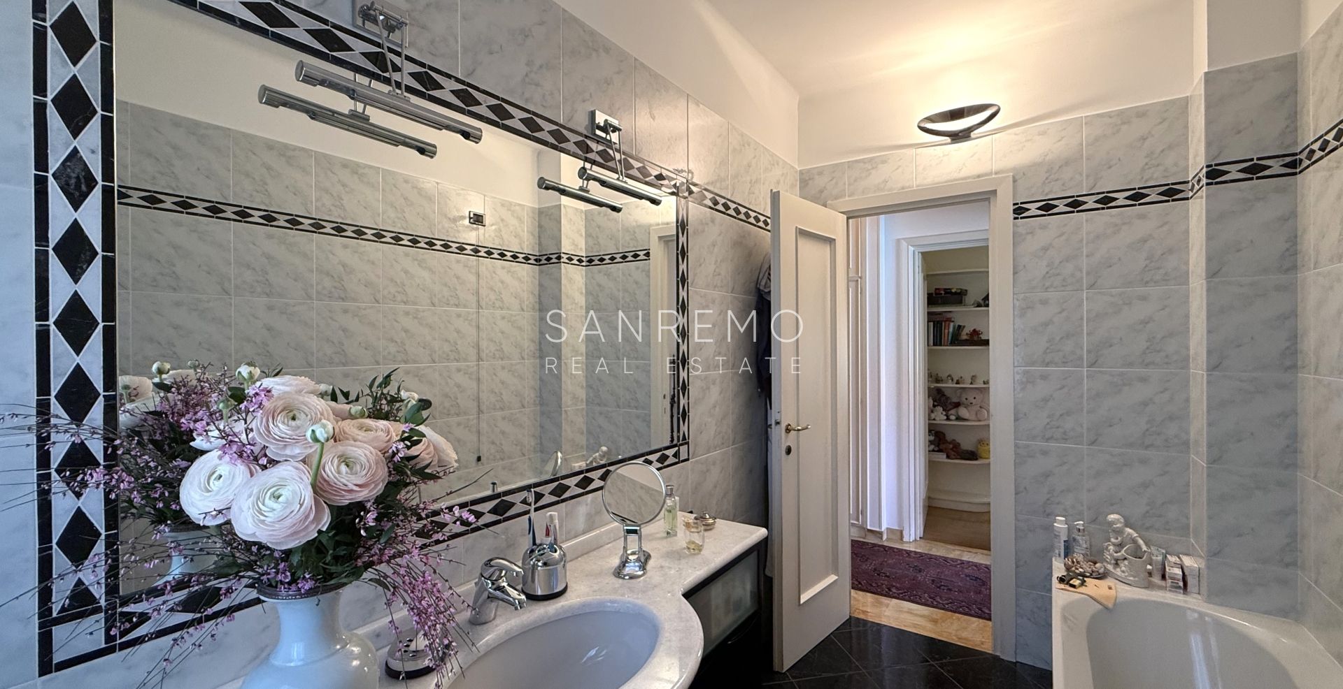 Grand appartement avec grandes terrasses proche des plages
