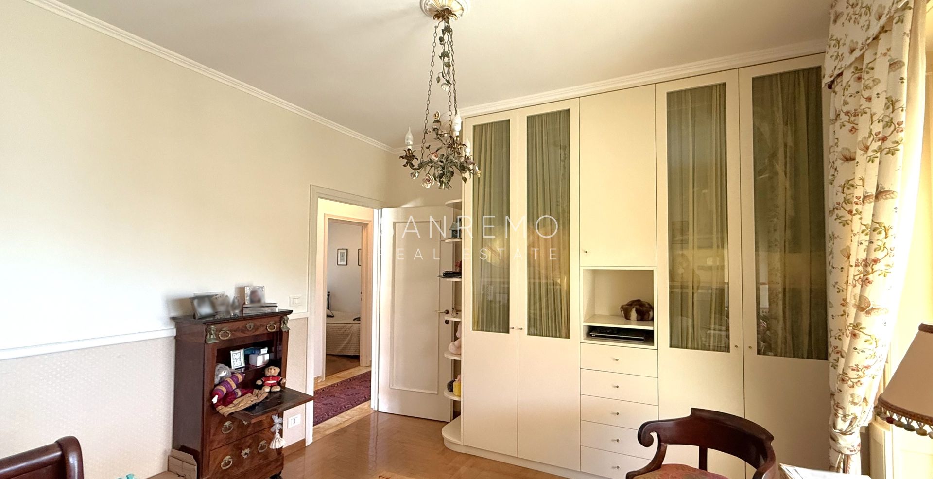 Grand appartement avec grandes terrasses proche des plages