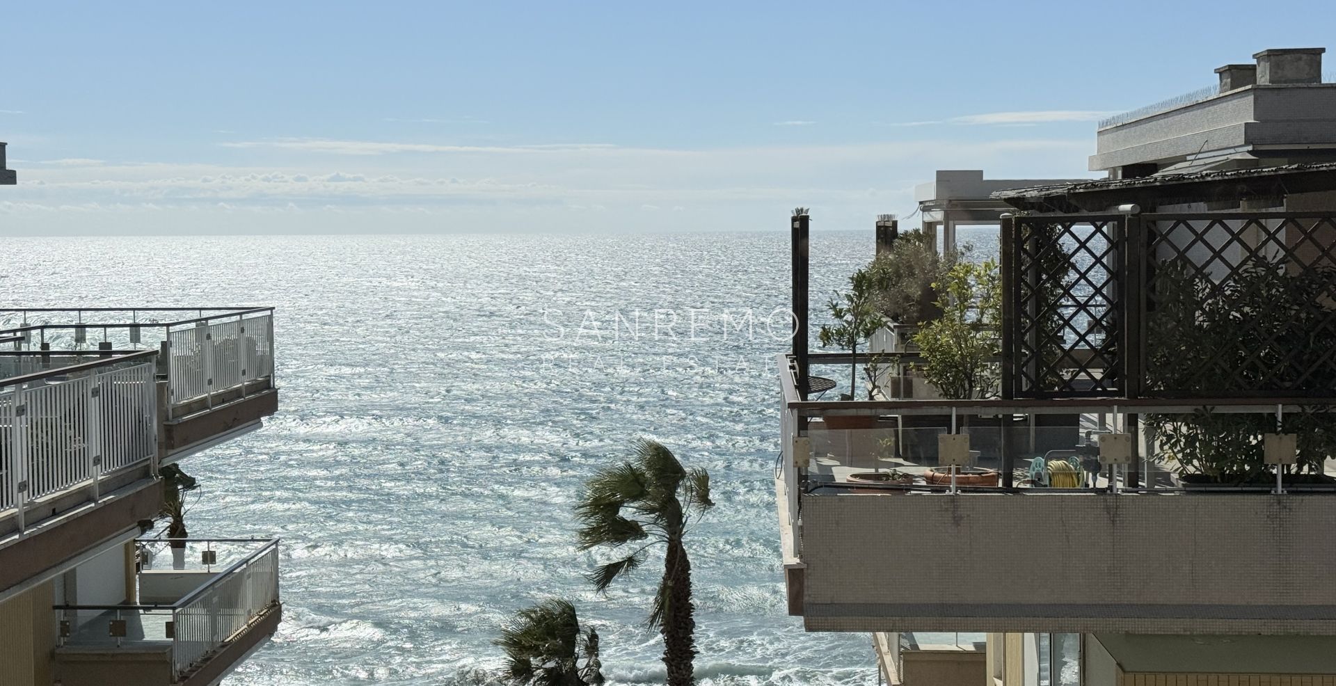 Grand appartement avec grandes terrasses proche des plages