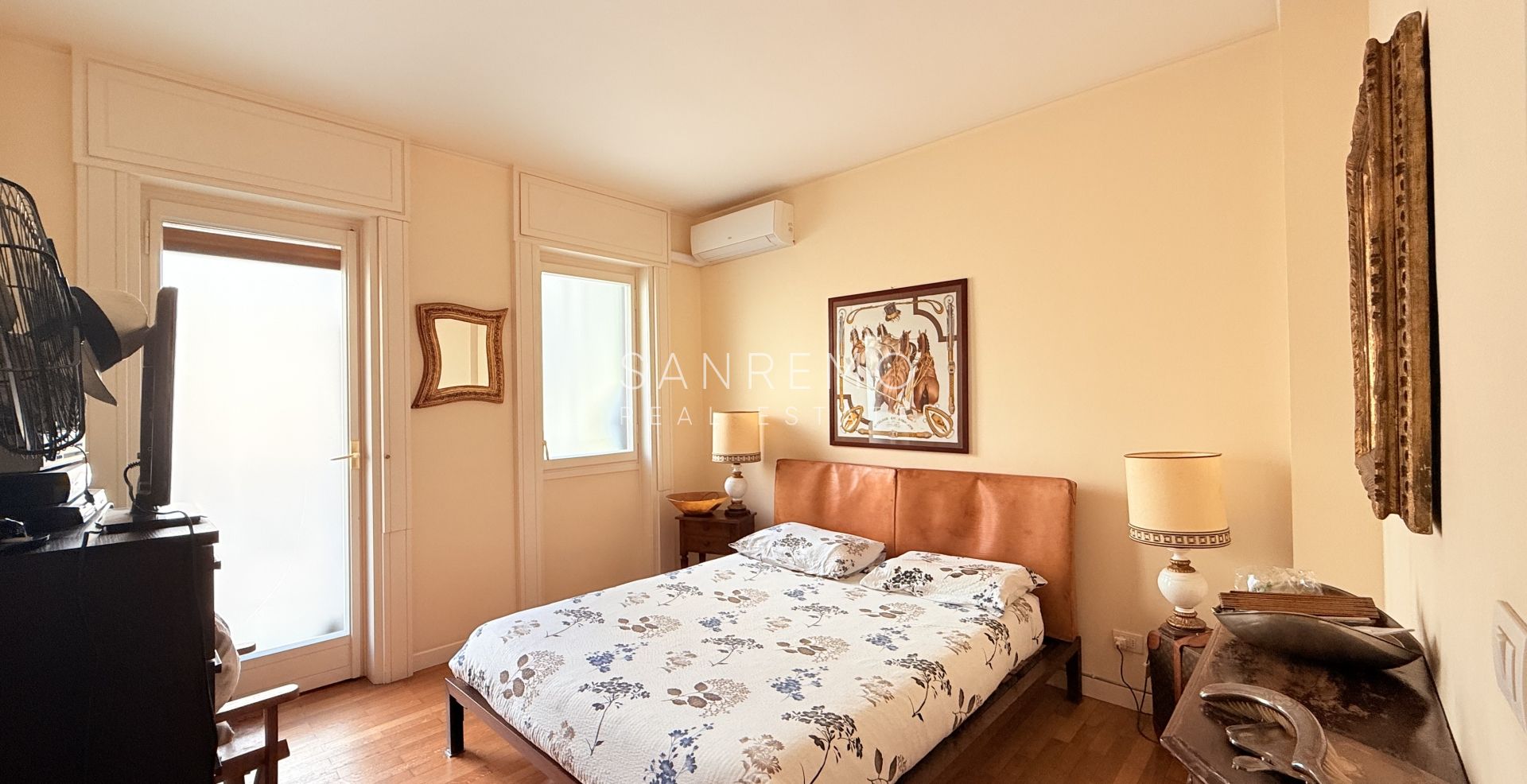 Appartement lumineux de 120 m2 offrant de grands espaces et une splendide vue mer