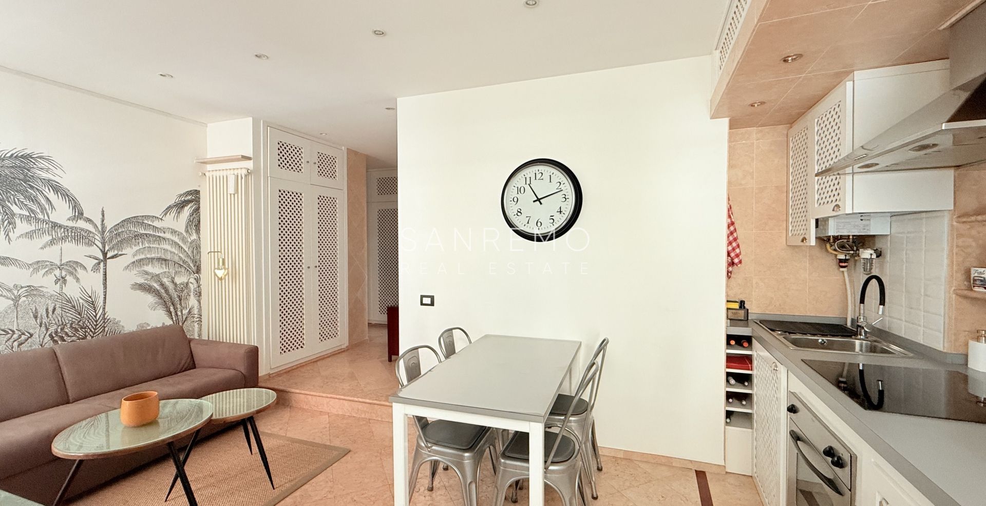 Appartement élégant et rénové de deux pièces au cœur de Sanremo