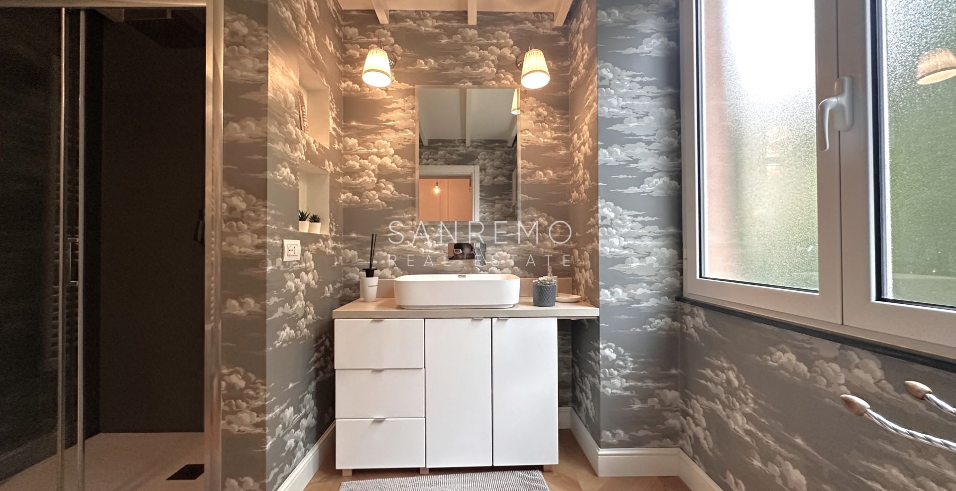 Appartement de prestige, petit mais raffiné comme un écrin dans le centre de Sanremo