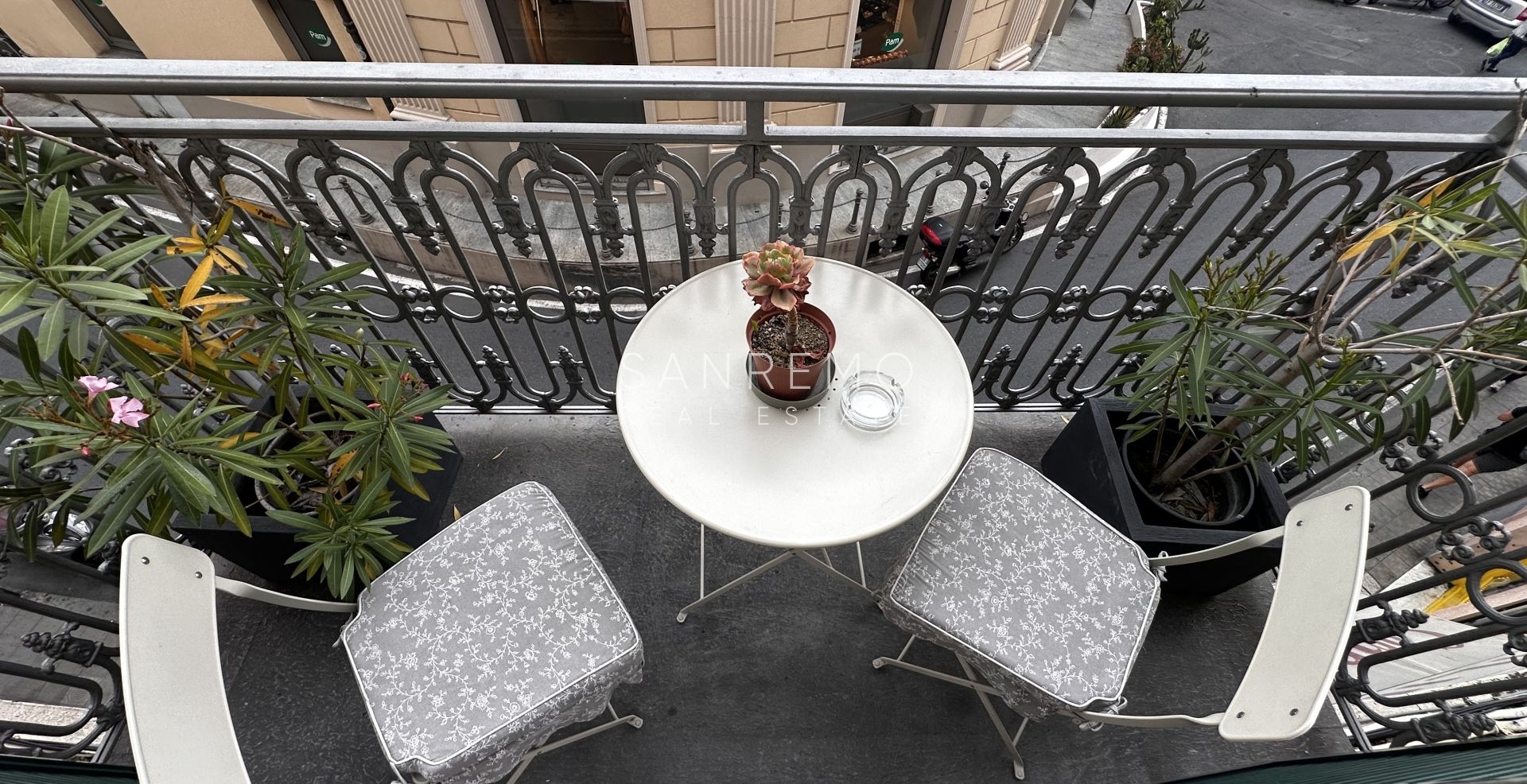 Appartement de prestige, petit mais raffiné comme un écrin dans le centre de Sanremo