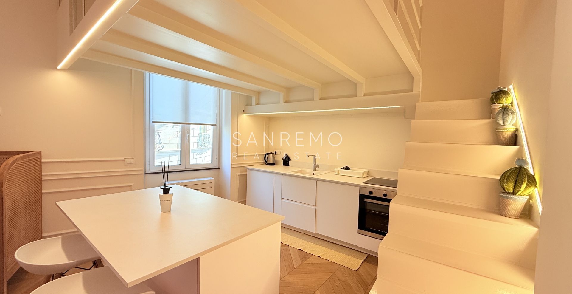 Appartement de prestige, petit mais raffiné comme un écrin dans le centre de Sanremo