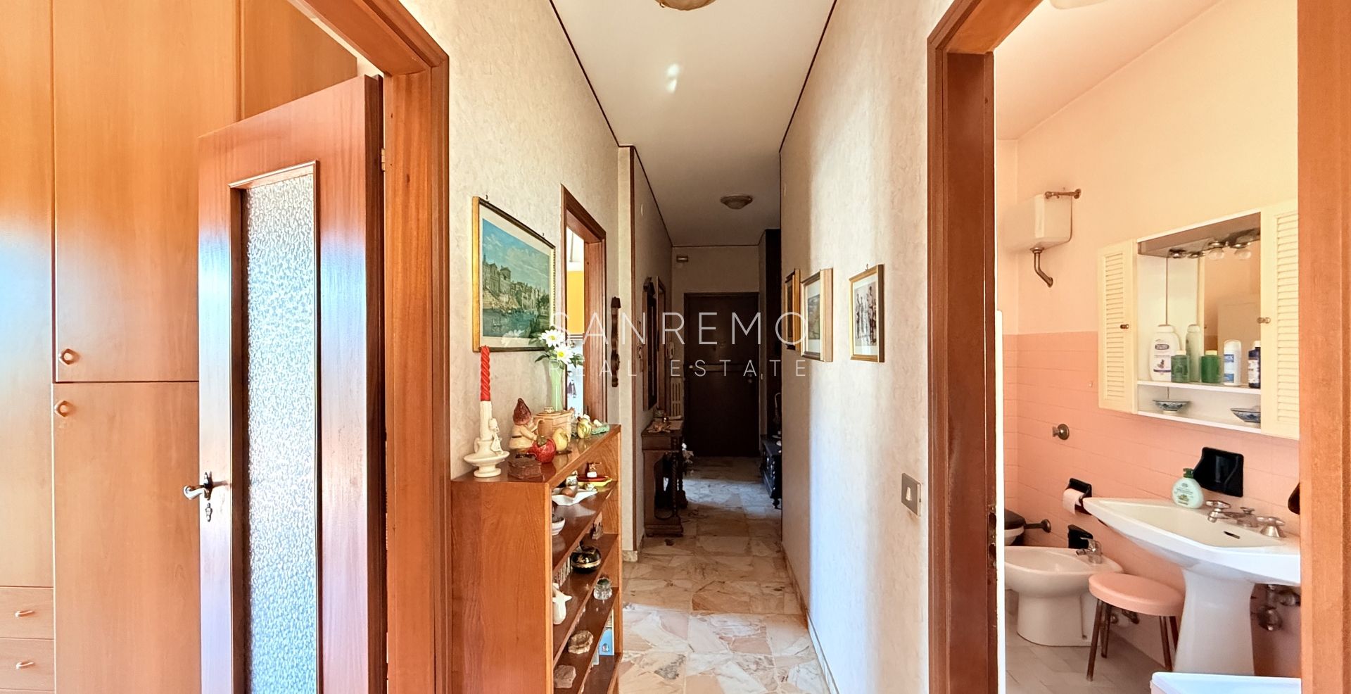 Penthouse avec terrasse et belle vue mer