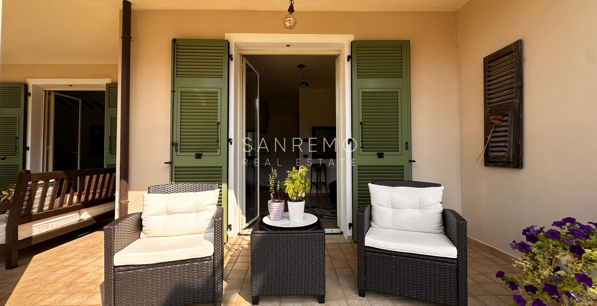 Villa avec vue mer sur la première colline de Bordighera – Élégance, confort et panorama exceptionnel