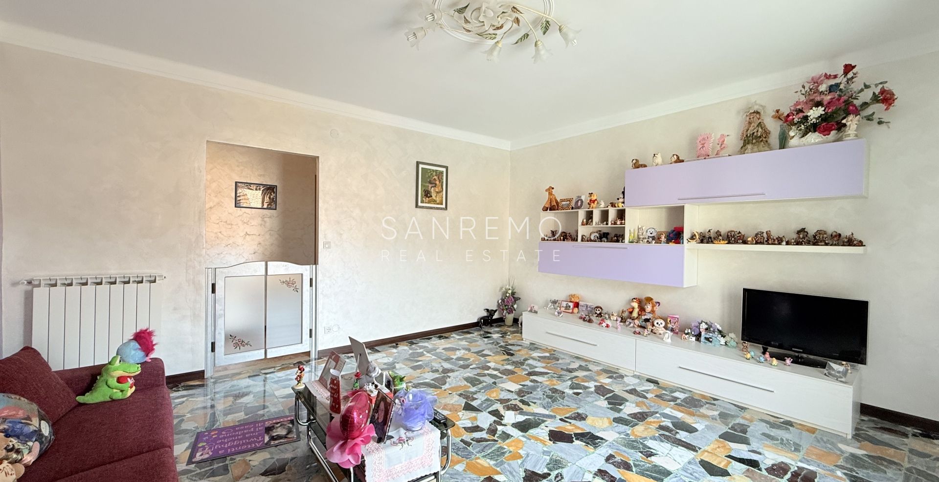 Appartement rénové avec deux balcons à quelques pas de la gare ferroviaire