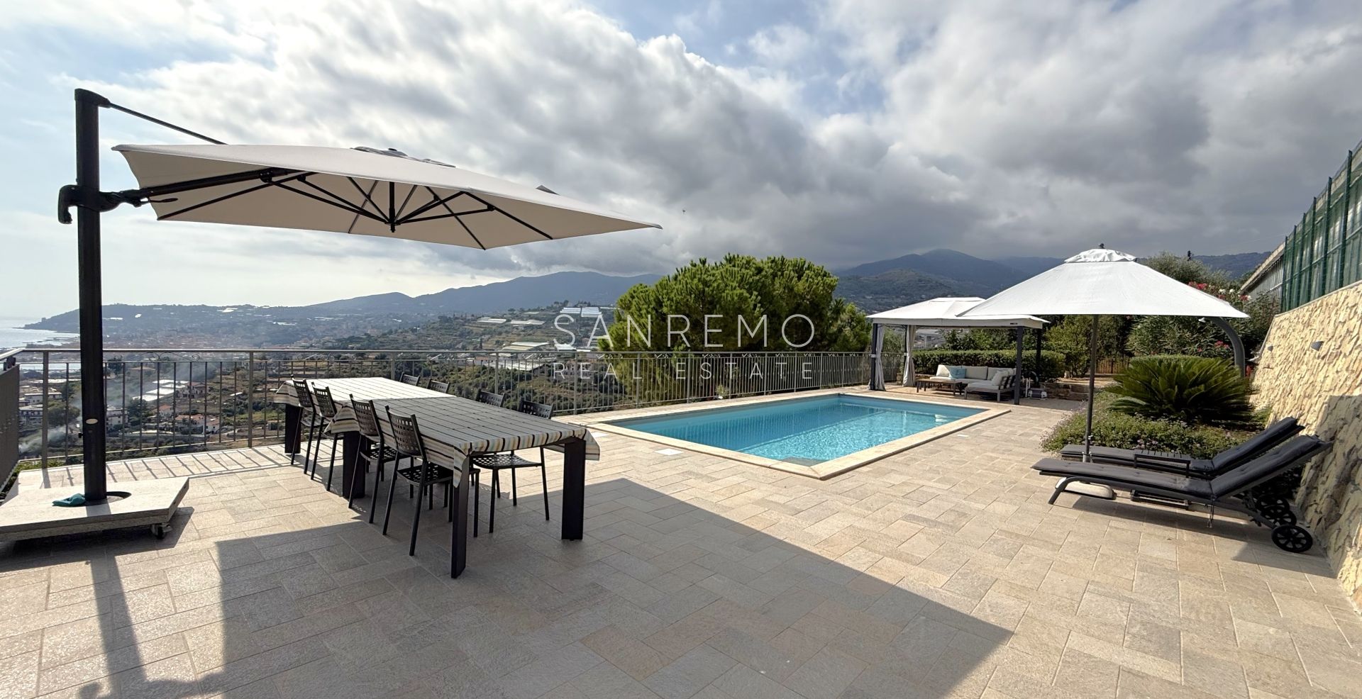 Villa prestigieuse avec piscine et vue mer à couper le souffle