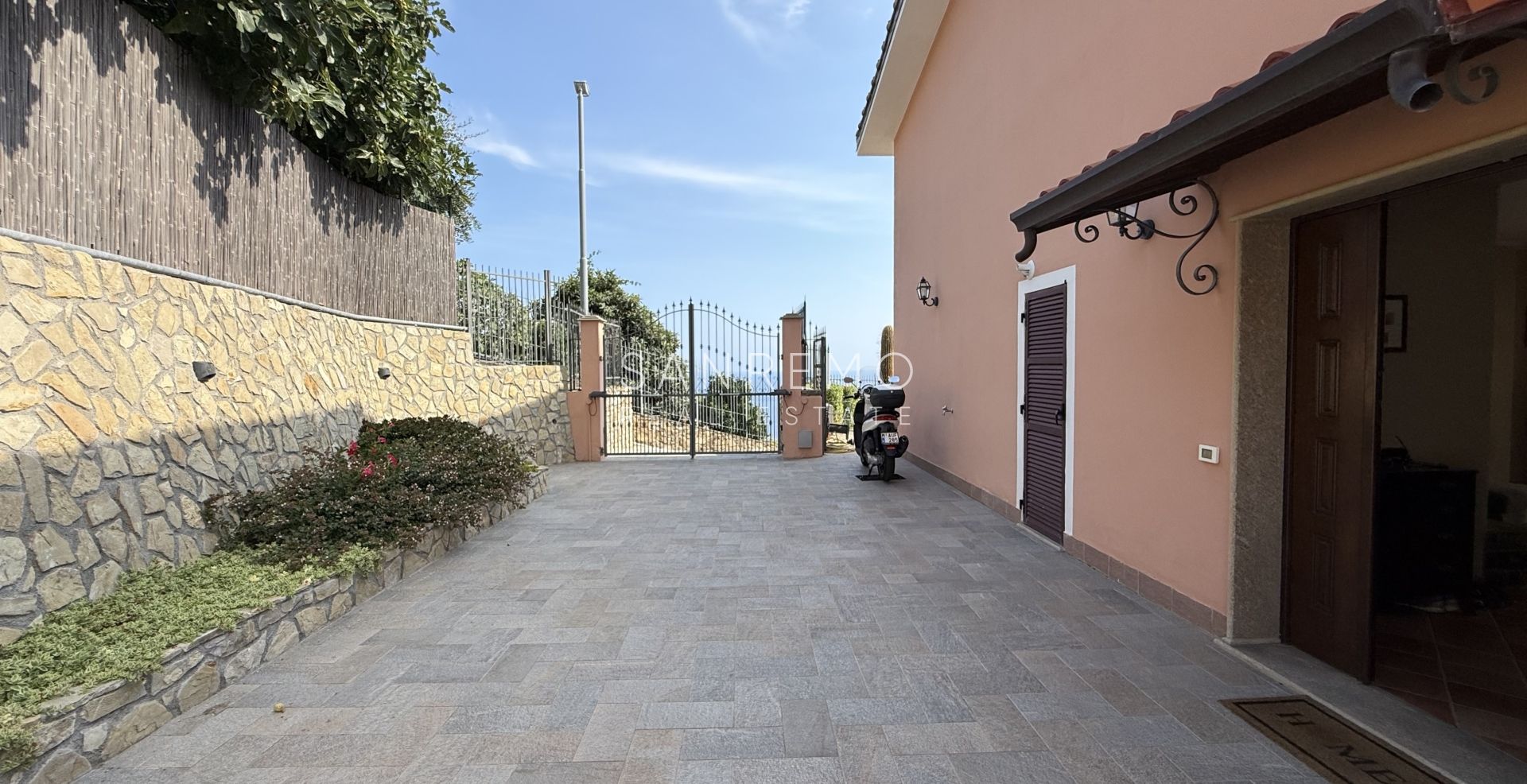 Villa prestigieuse avec piscine et vue mer à couper le souffle