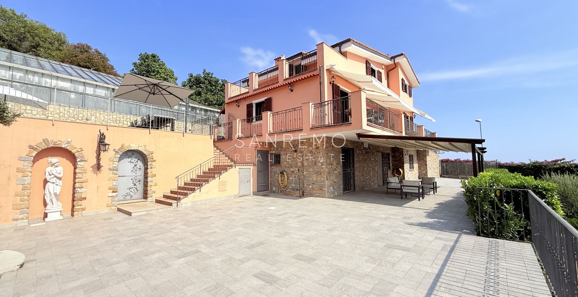 Villa prestigieuse avec piscine et vue mer à couper le souffle