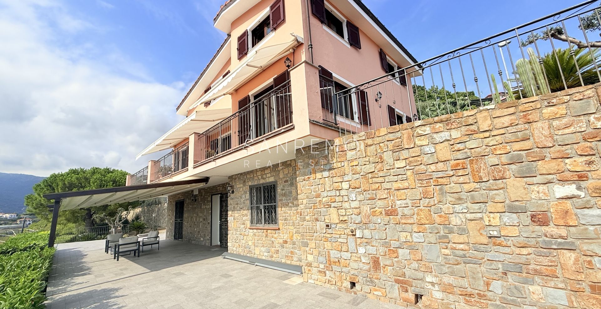 Villa prestigieuse avec piscine et vue mer à couper le souffle