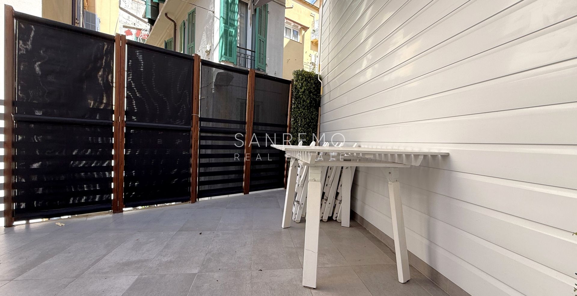 Appartement en parfait état avec terrasse dans la prestigieuse Via Matteotti