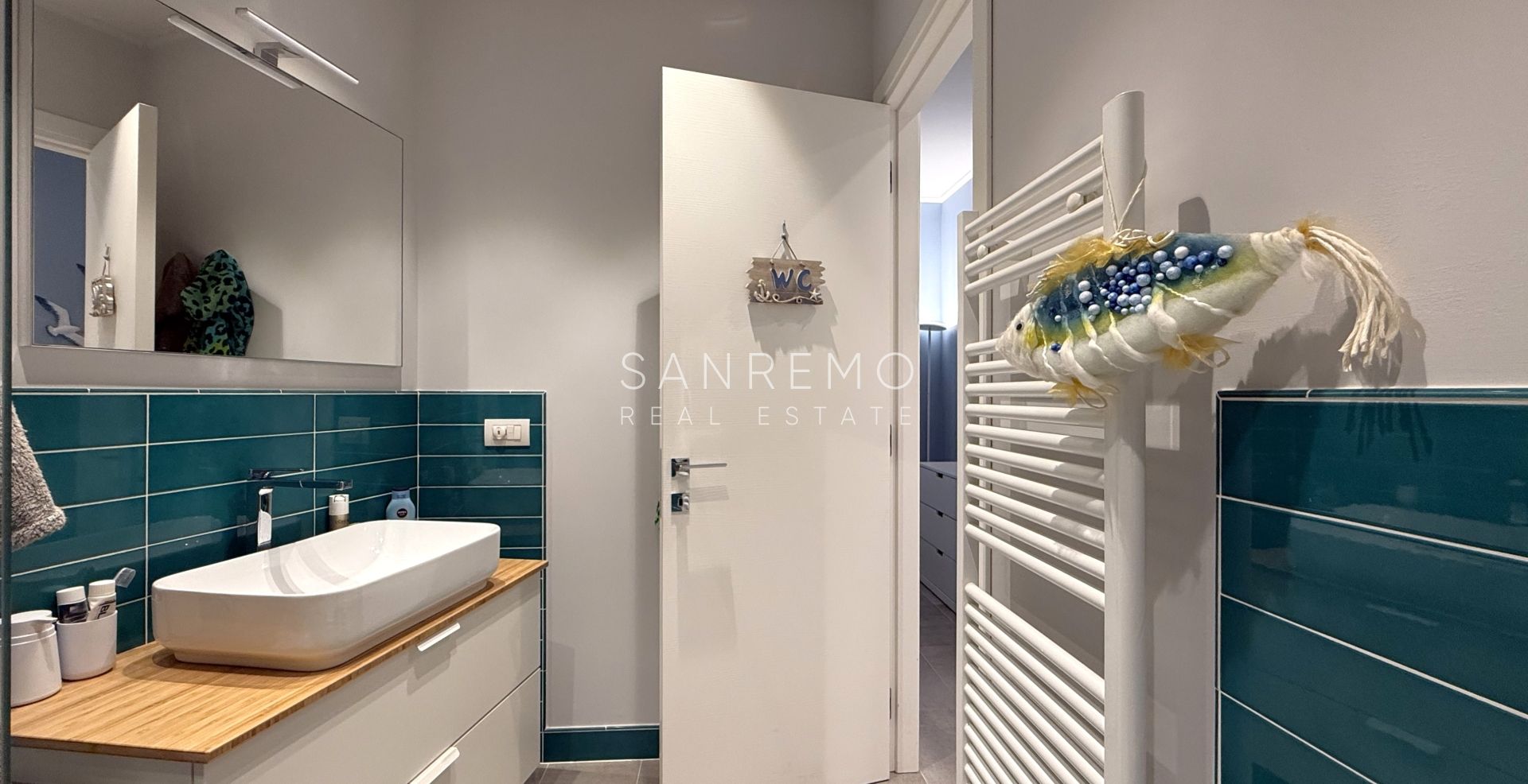 Appartement en parfait état avec terrasse dans la prestigieuse Via Matteotti