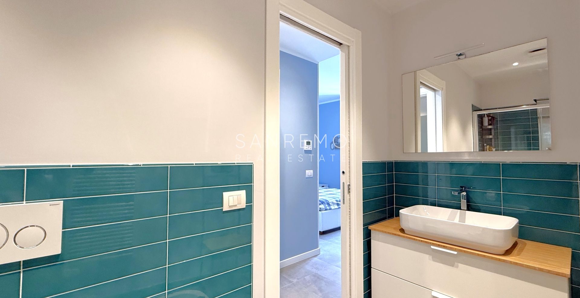 Appartement en parfait état avec terrasse dans la prestigieuse Via Matteotti