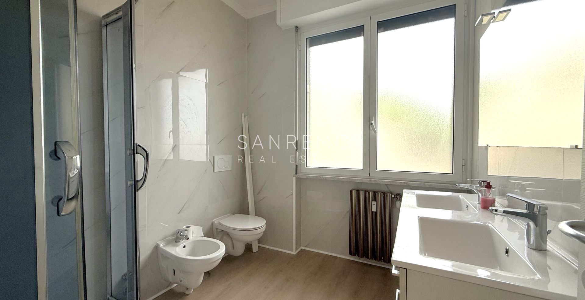 Penthouse avec vue directe sur la mer