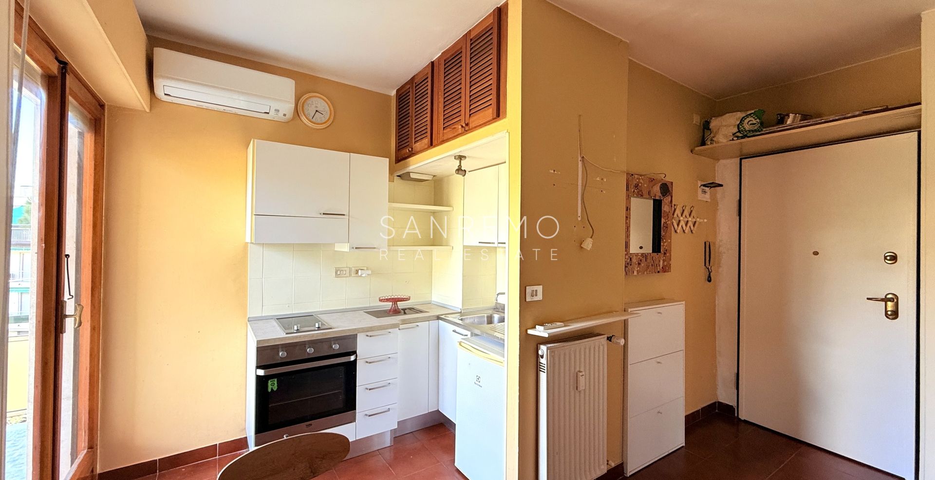 Charmant deux-pièces dans une résidence avec concierge, à quelques pas de la mer