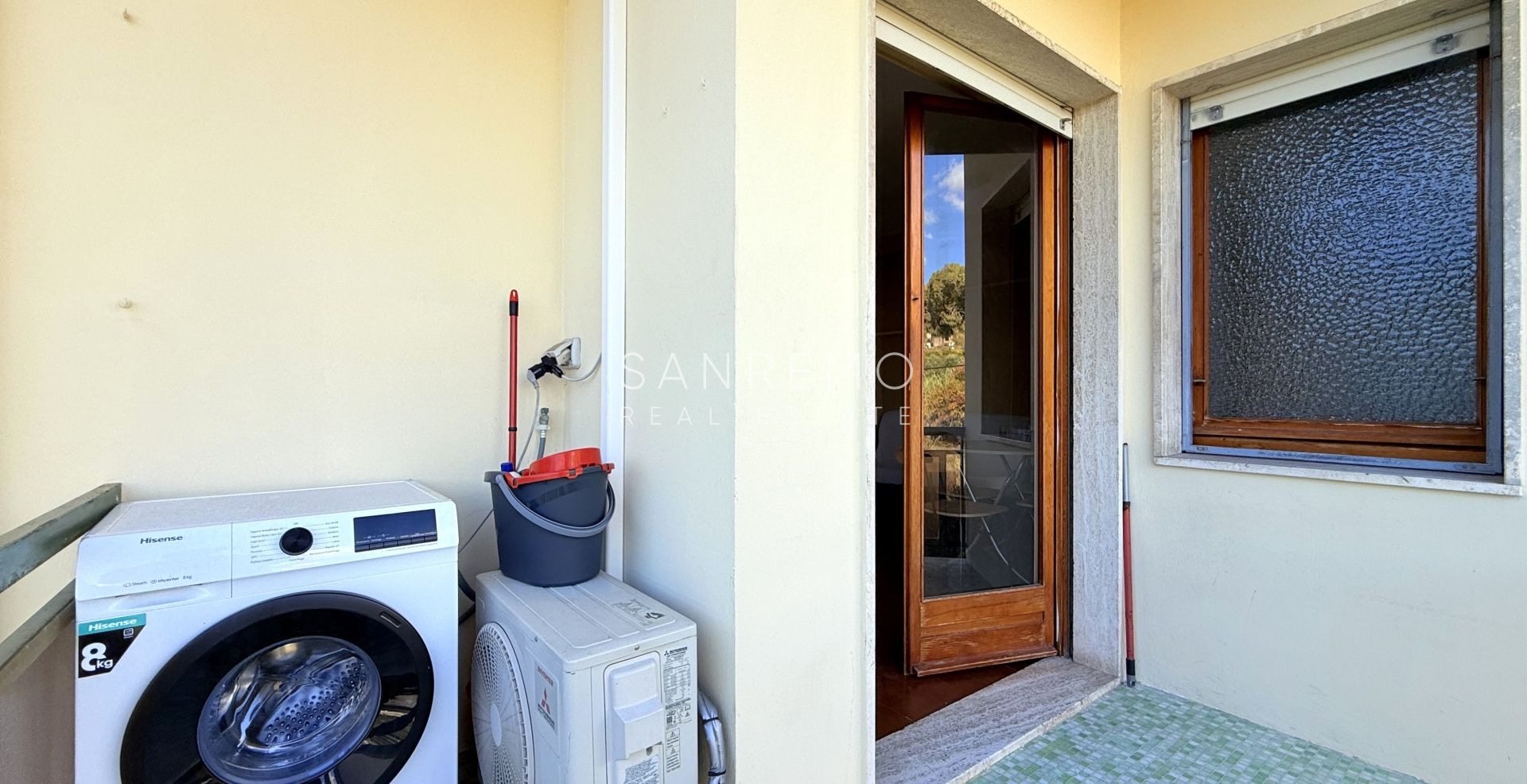 Charmant deux-pièces dans une résidence avec concierge, à quelques pas de la mer