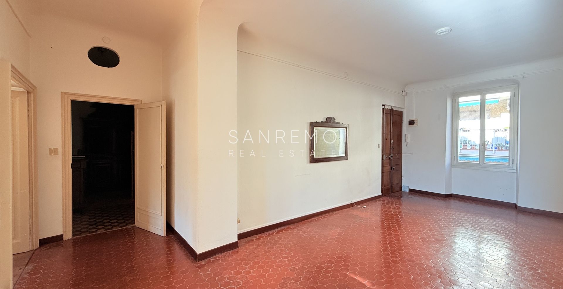 Appartement de 240 m² dans un élégant immeuble d’époque