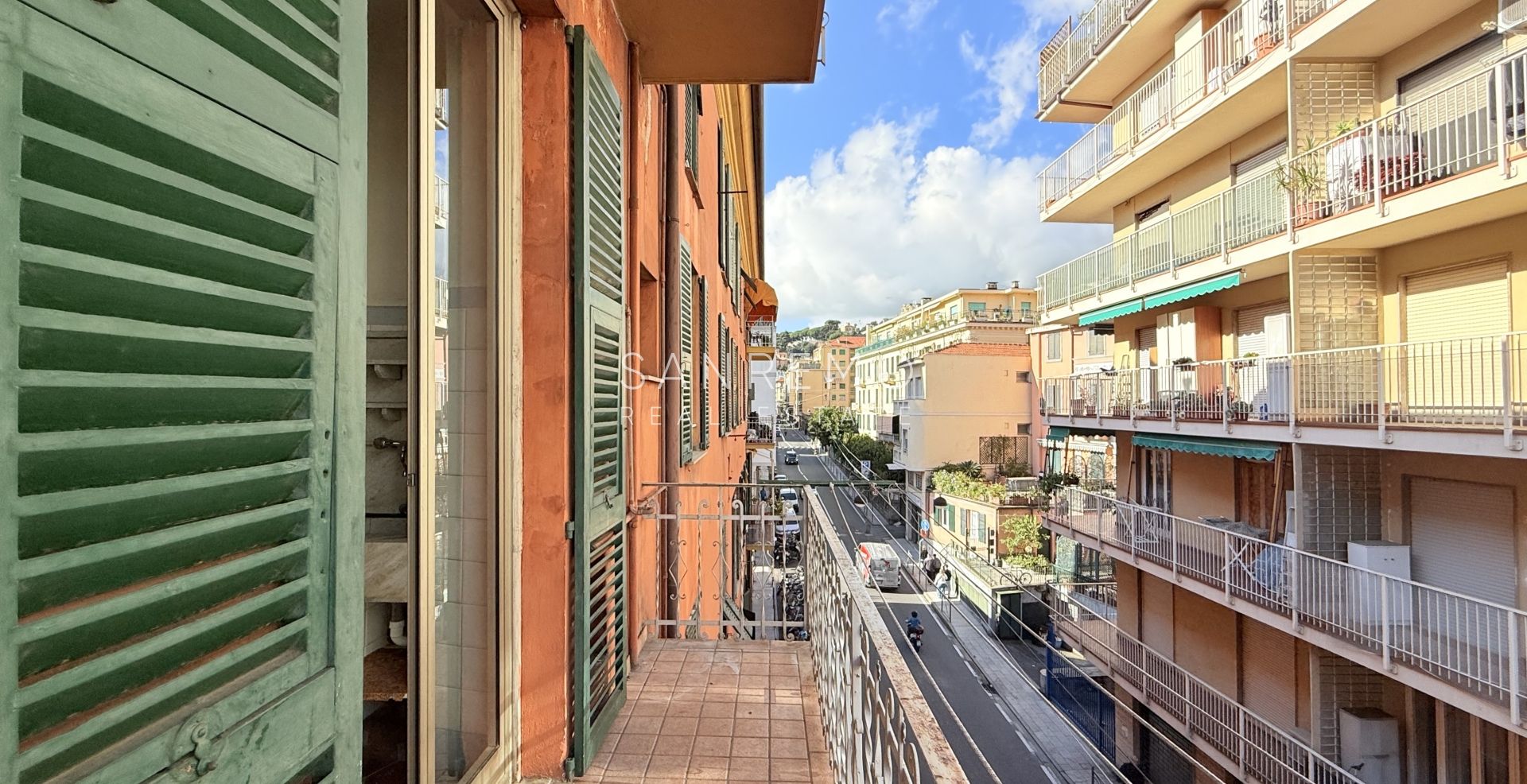 Appartement de 240 m² dans un élégant immeuble d’époque