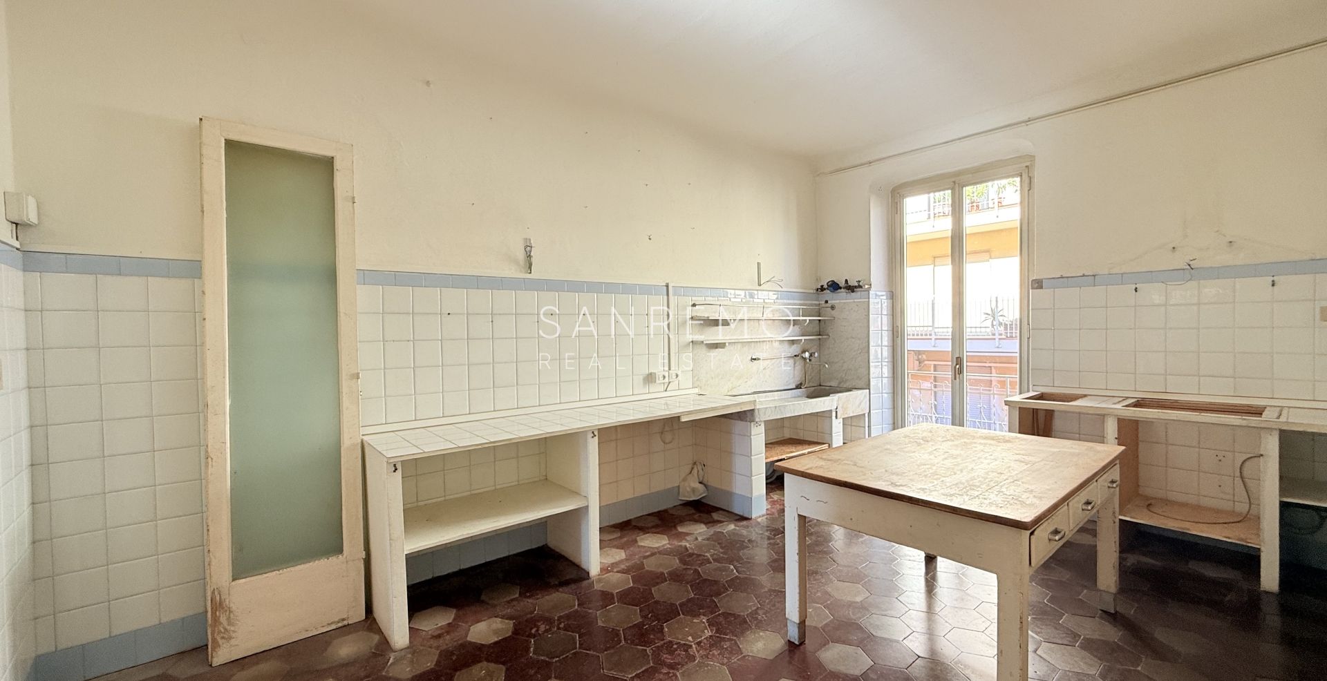 Appartement de 240 m² dans un élégant immeuble d’époque