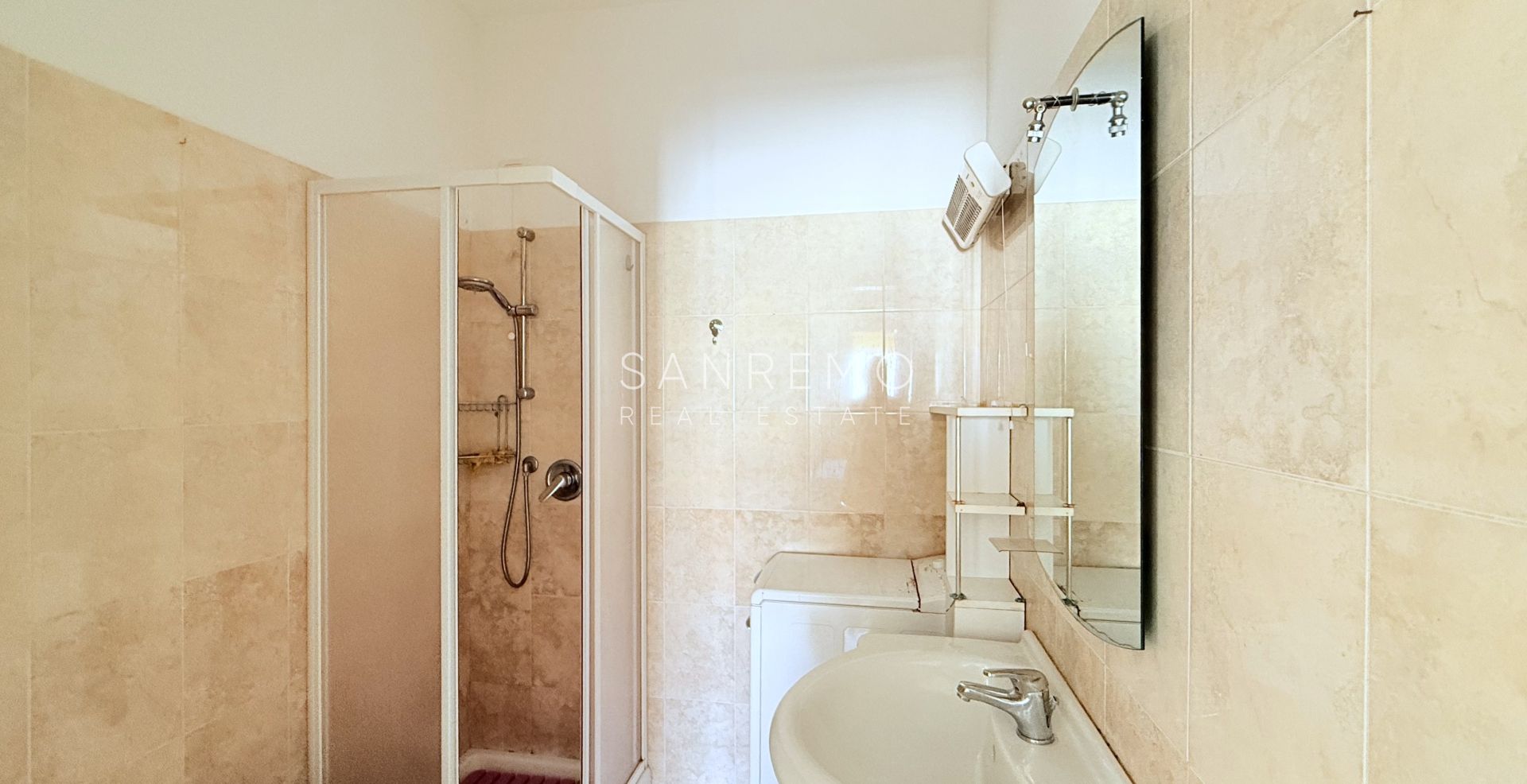 Lumineux deux-pièces avec terrasse dans une résidence de standing