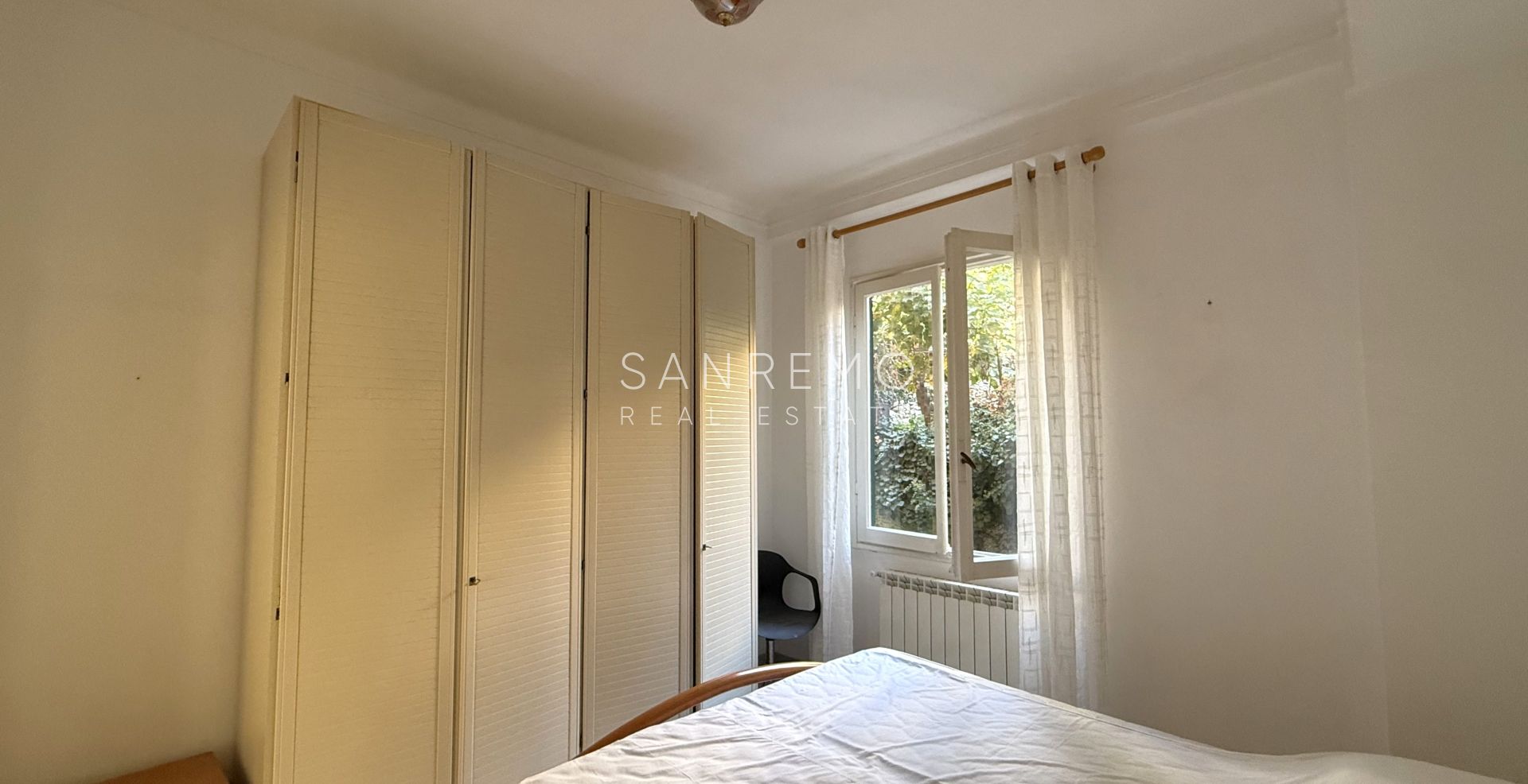 Appartement lumineux et ensoleillé avec double exposition et deux petites terrasses