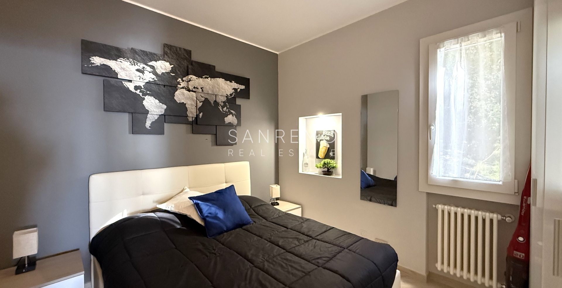 Appartement sur deux niveaux dans un complexe résidentiel avec piscine