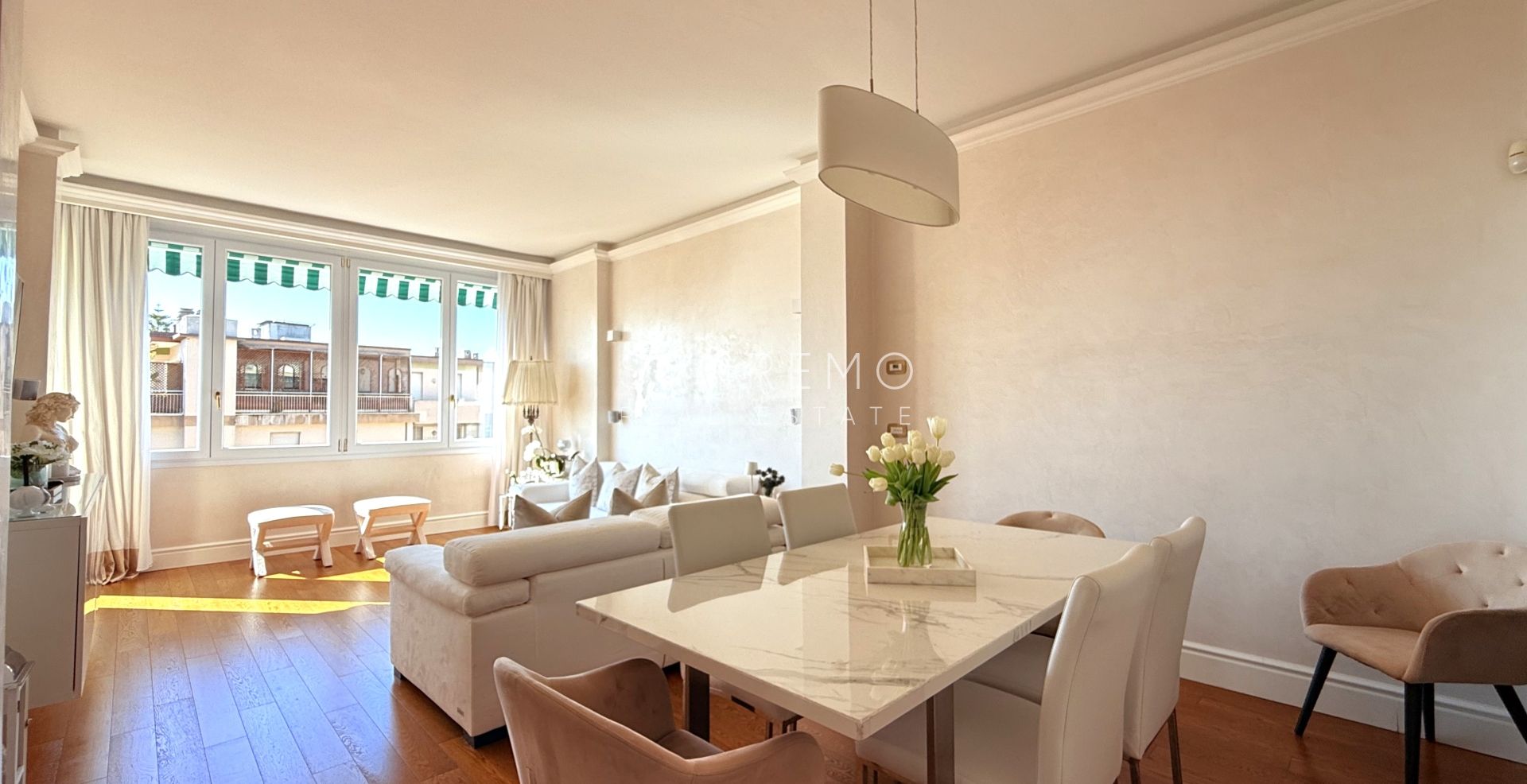 Appartement entièrement rénové avec un agréable espace extérieur