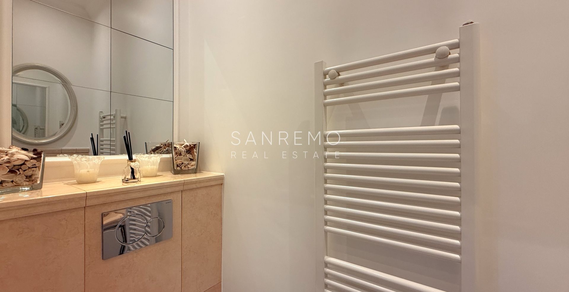 Appartement entièrement rénové avec un agréable espace extérieur