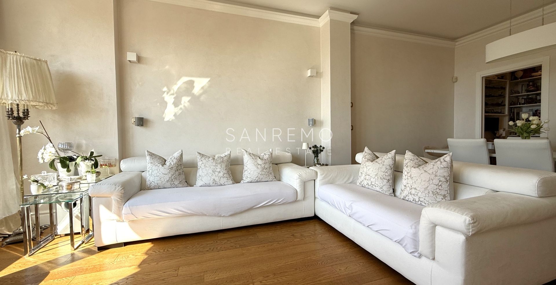 Appartement entièrement rénové avec un agréable espace extérieur