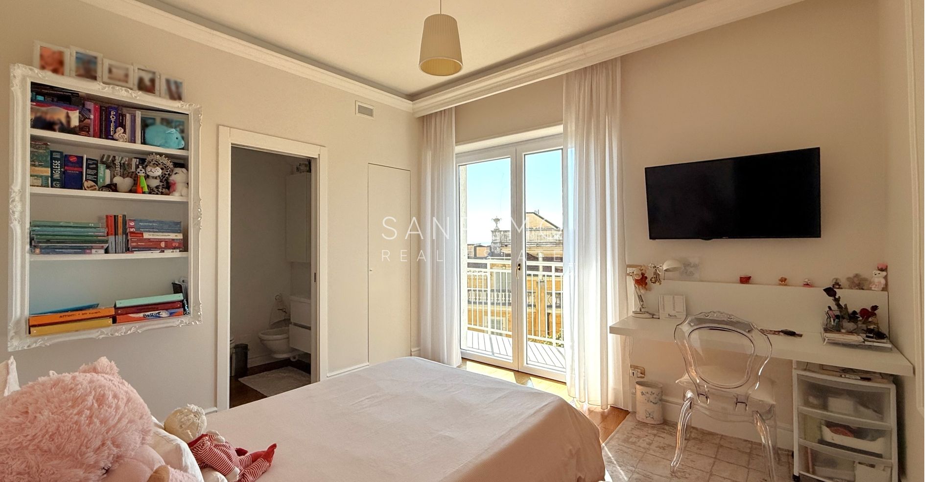 Appartement entièrement rénové avec un agréable espace extérieur