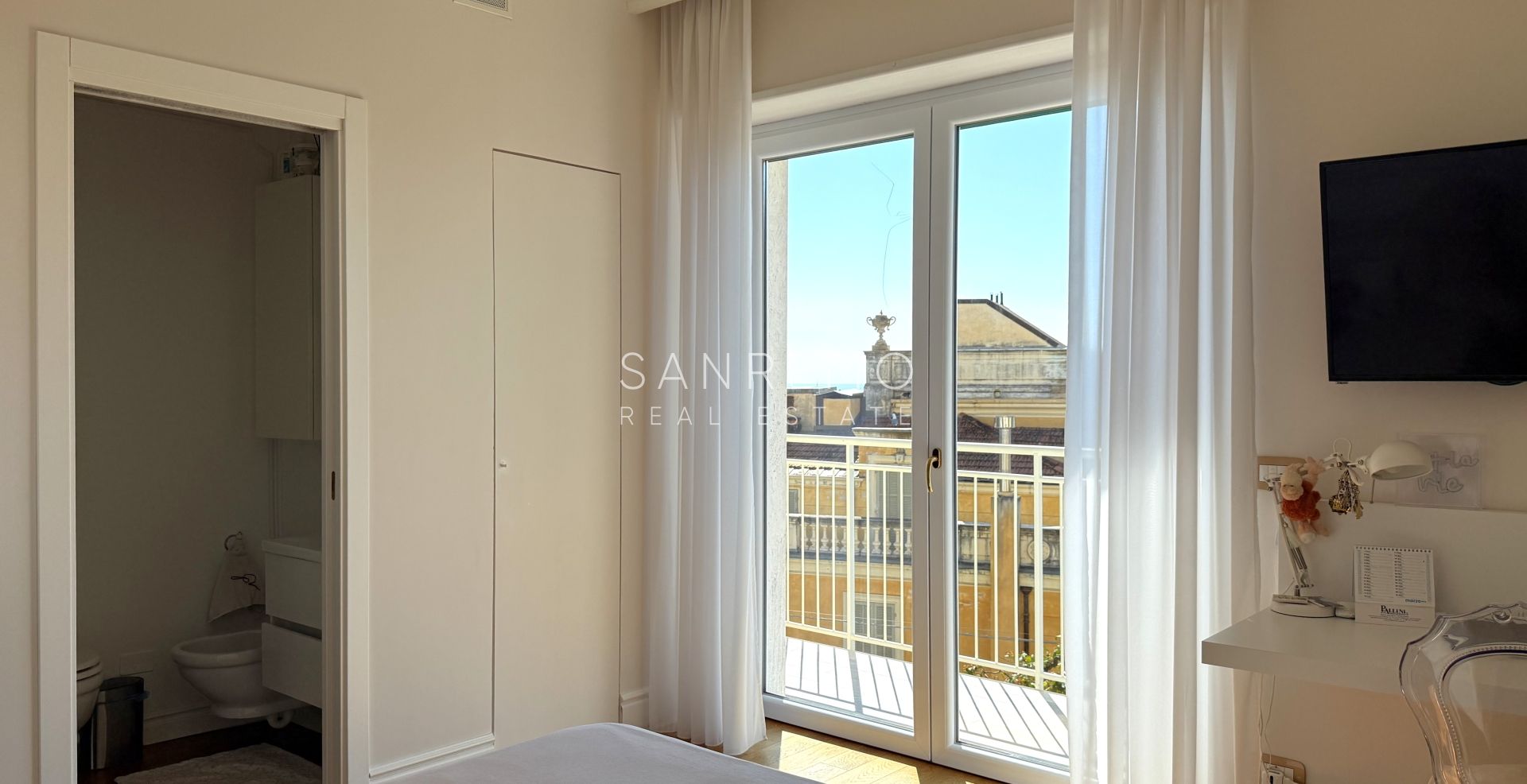 Appartement entièrement rénové avec un agréable espace extérieur