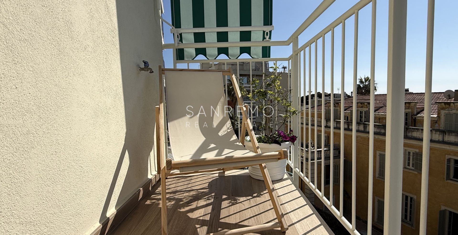 Appartement entièrement rénové avec un agréable espace extérieur