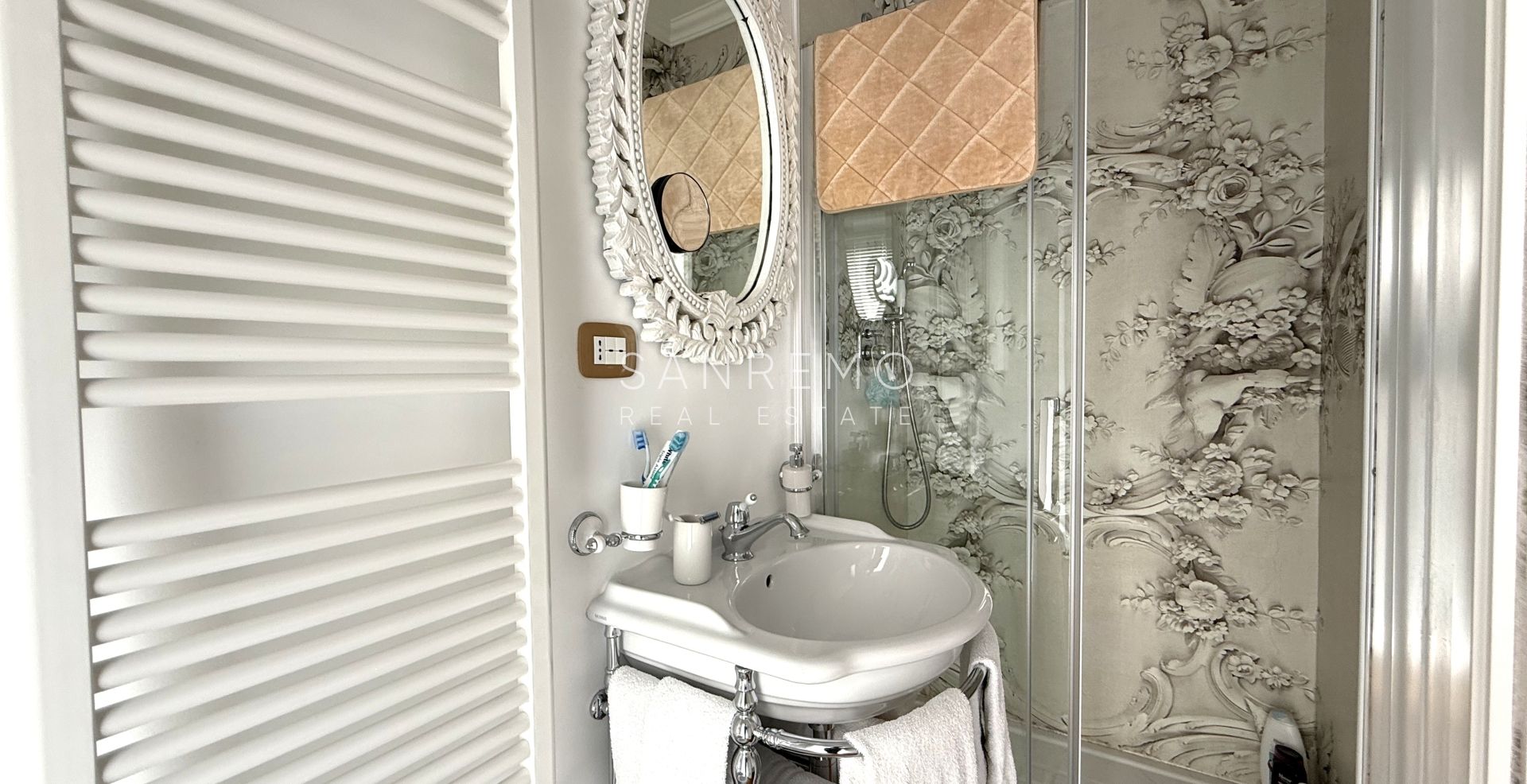 Appartement entièrement rénové avec un agréable espace extérieur