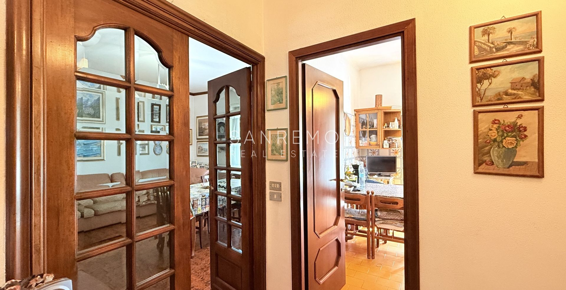 Appartement de trois pièces avec balcon et vue partielle sur la mer dans le quartier Baragallo