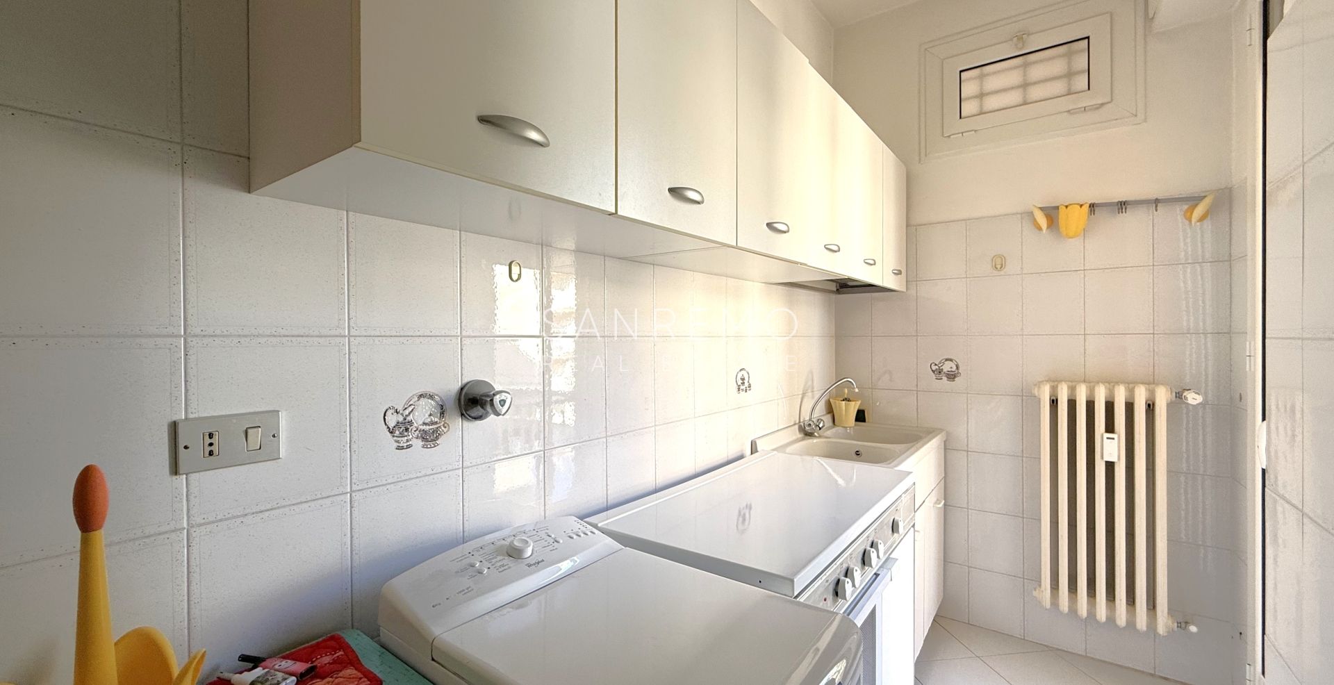 Appartement très lumineux avec vue sur la mer, à quelques pas de la Villa Ormond