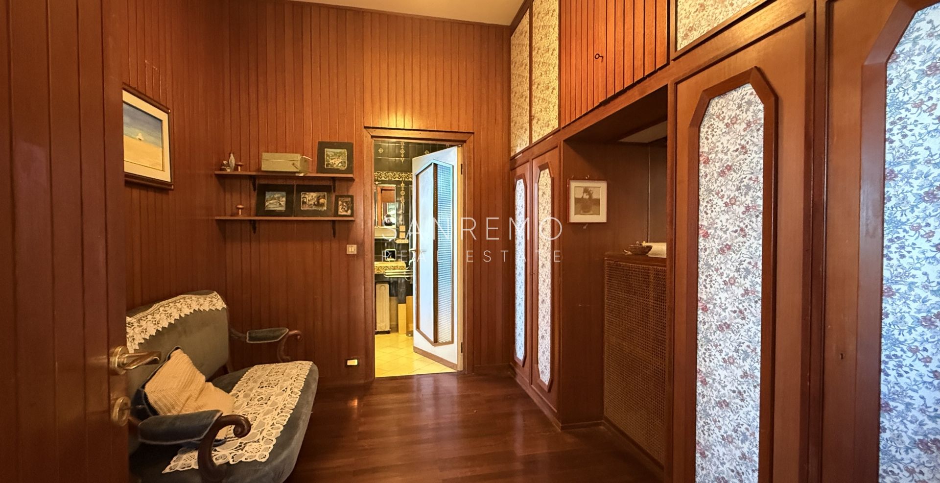 Splendide villa entourée d’un jardin privé et sublimée par une magnifique vue sur la mer