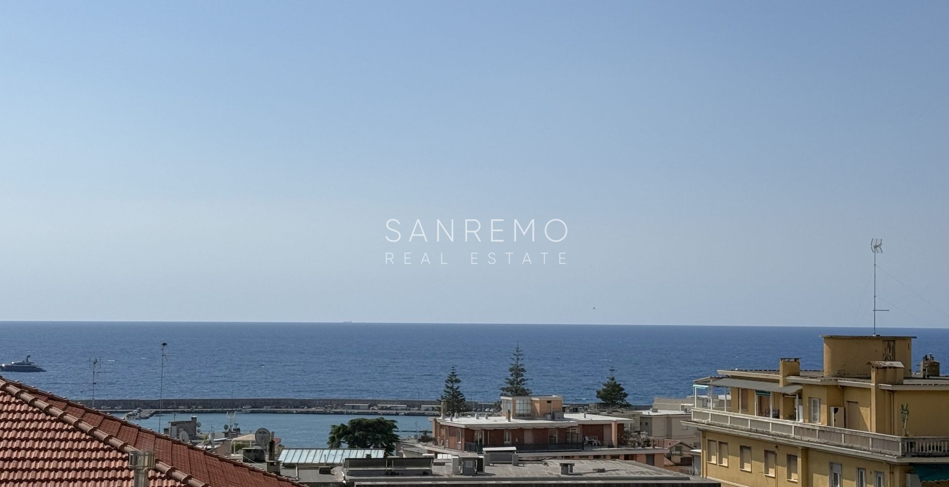 Appartement lumineux avec 2 chambres terrasse et vue mer