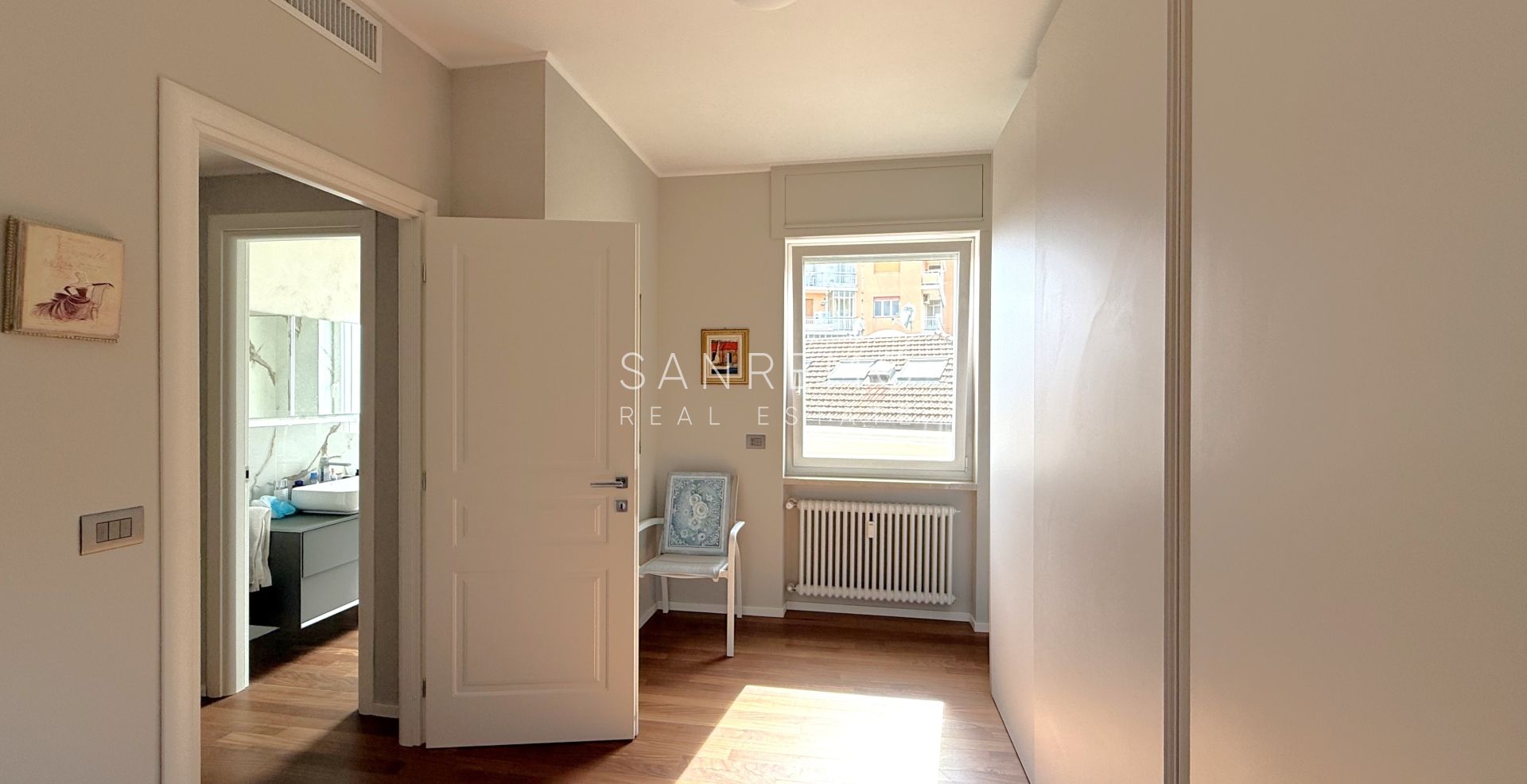 Appartement bénéficiant d’une excellente exposition, avec terrasse et agréable vue sur la mer