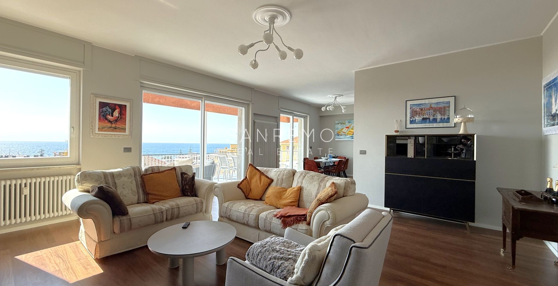Appartement bénéficiant d’une excellente exposition, avec terrasse et agréable vue sur la mer