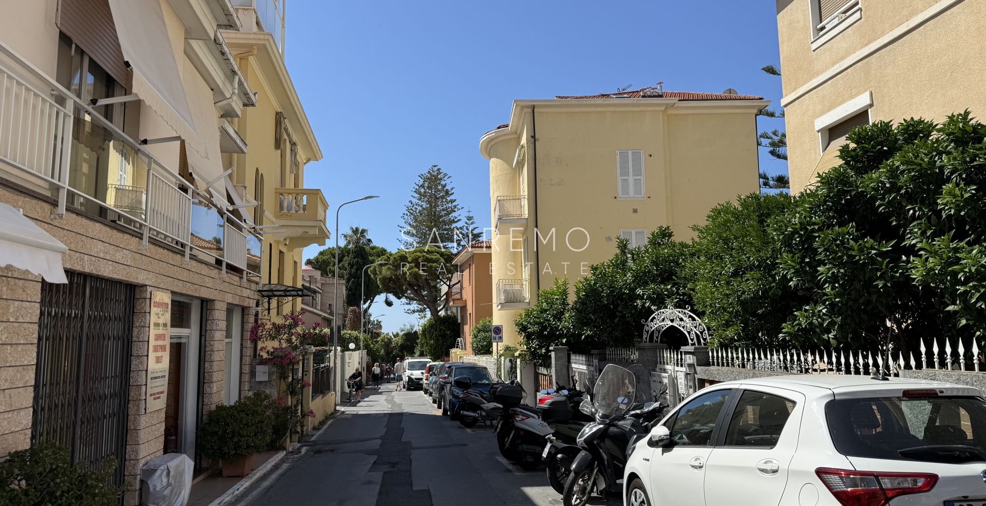 Appartement de deux pièces entièrement rénové à seulement 50 mètres de la mer