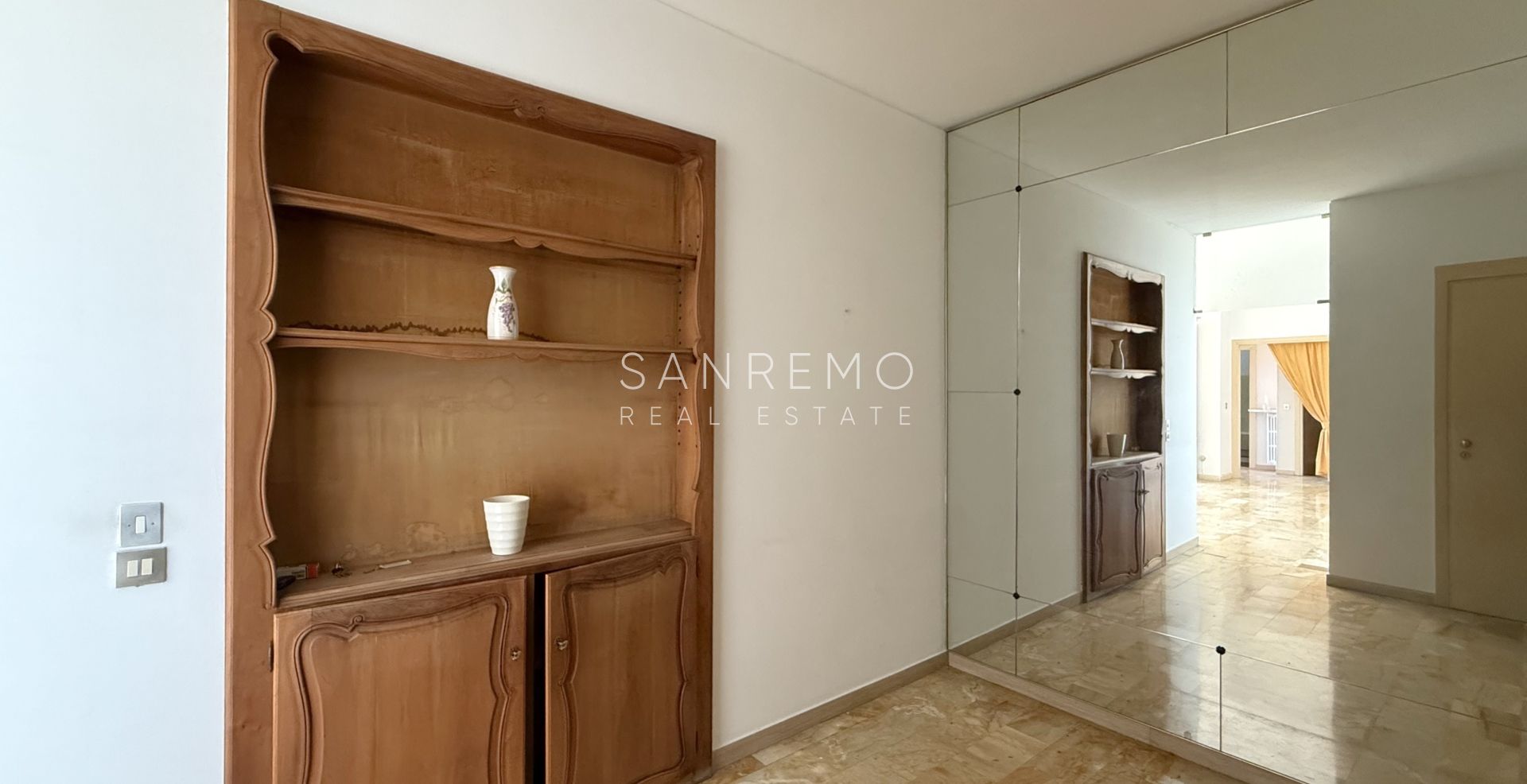 Prestigieux appartement dans une villa avec une splendide vue sur la mer