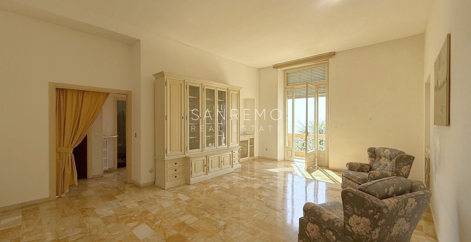 Prestigieux appartement dans une villa avec une splendide vue sur la mer