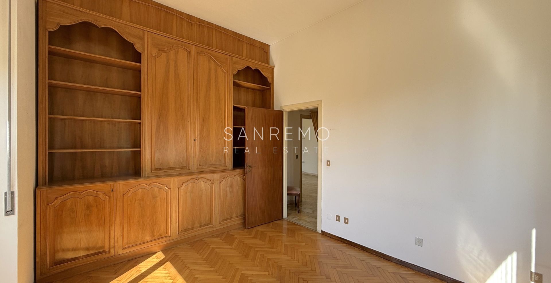 Prestigieux appartement dans une villa avec une splendide vue sur la mer