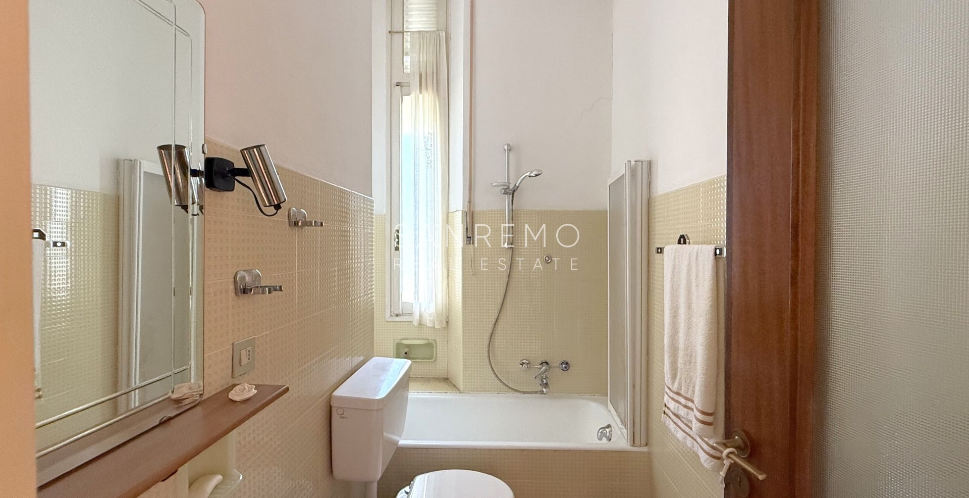 Prestigieux appartement dans une villa avec une splendide vue sur la mer