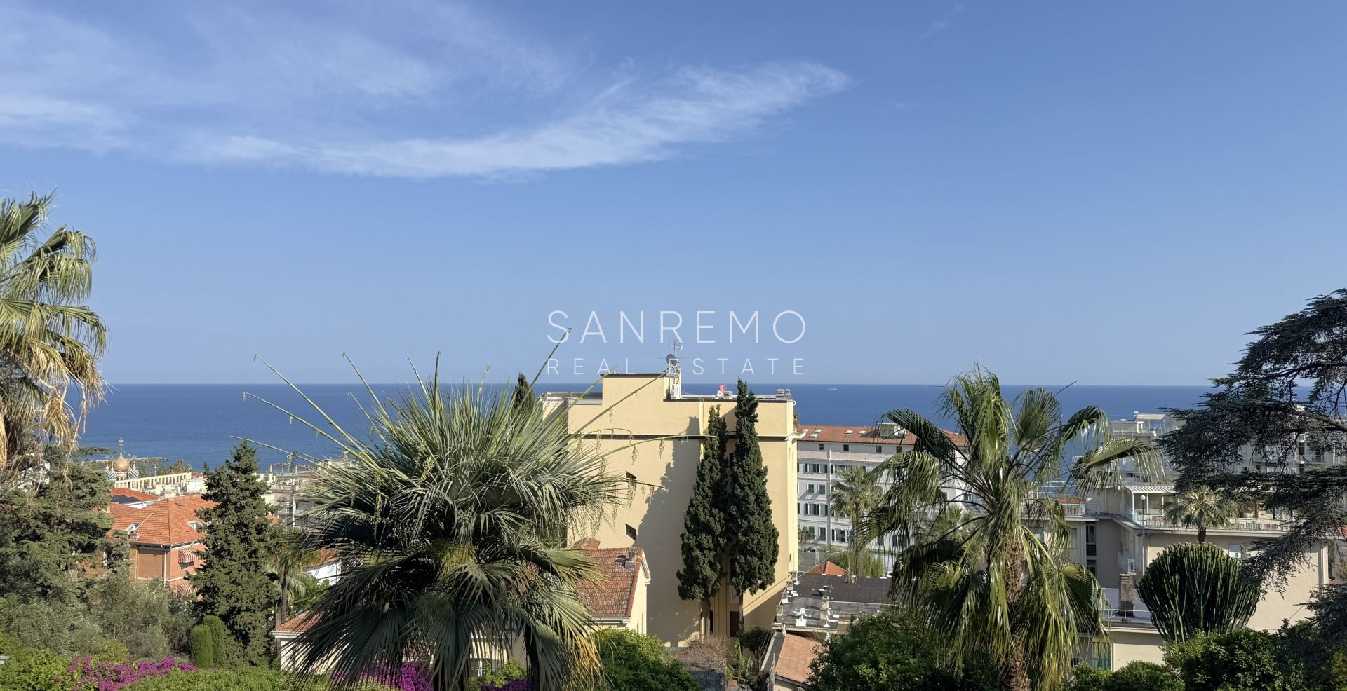 Prestigieux appartement dans une villa avec une splendide vue sur la mer