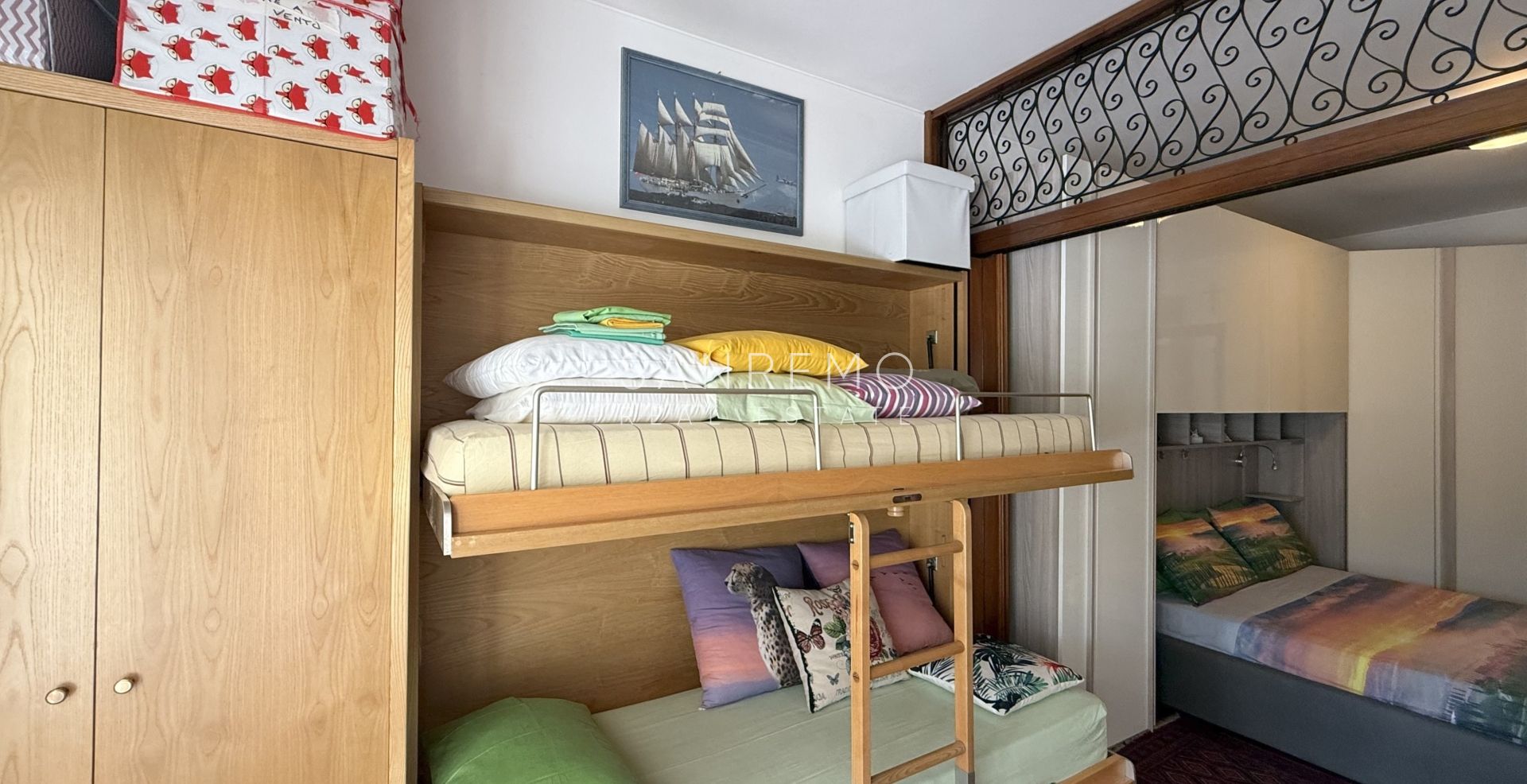 Charmant appartement deux pièces avec un agréable espace extérieur