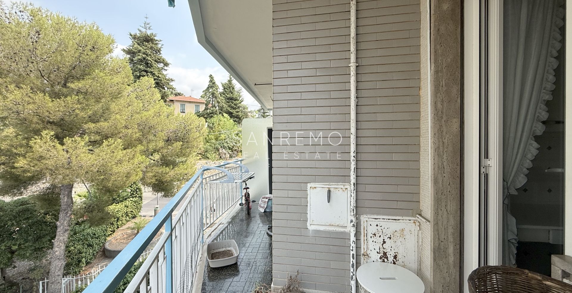Appartement lumineux avec terrasse à quelques minutes à pied de la mer