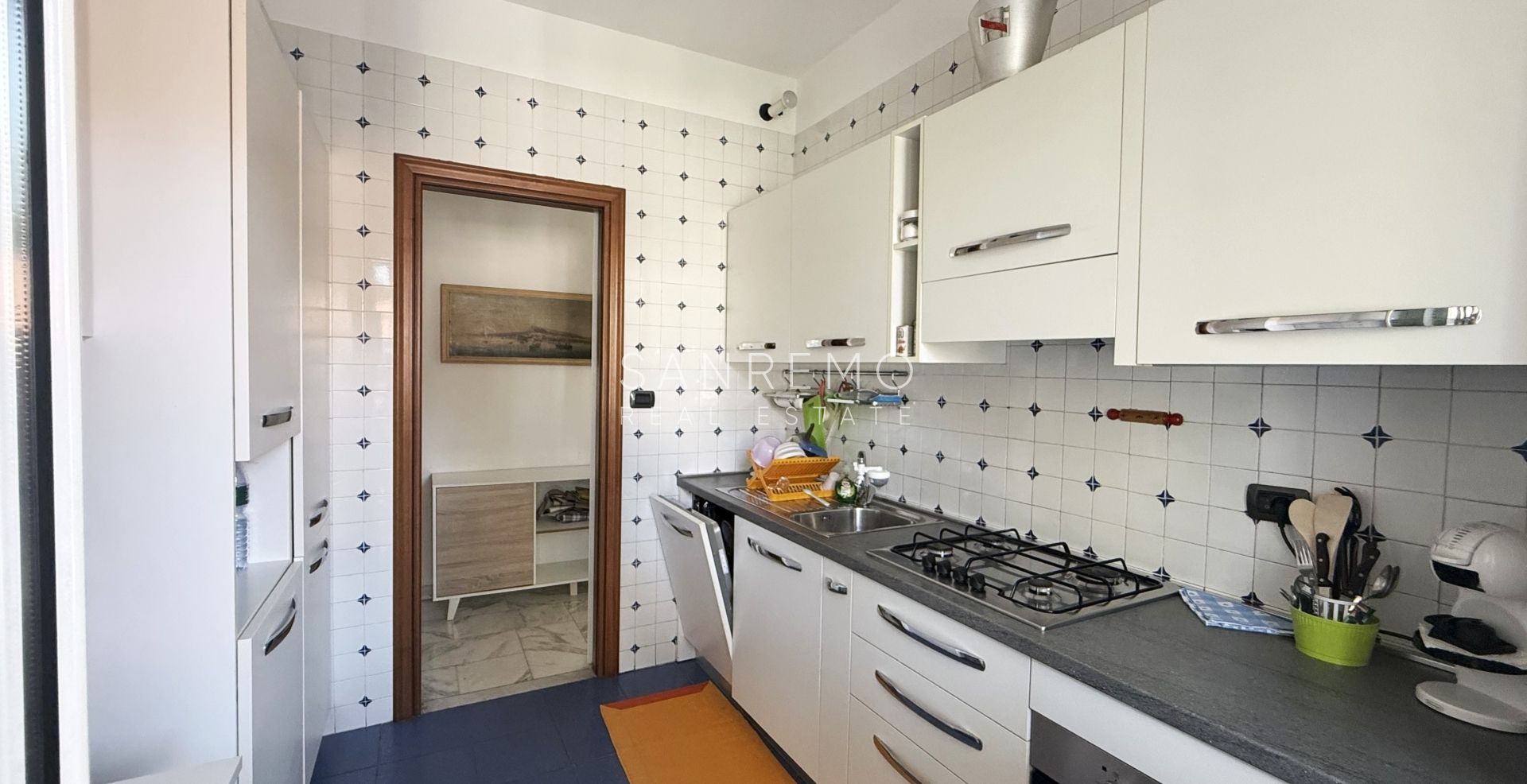 Appartement lumineux avec terrasse à quelques minutes à pied de la mer